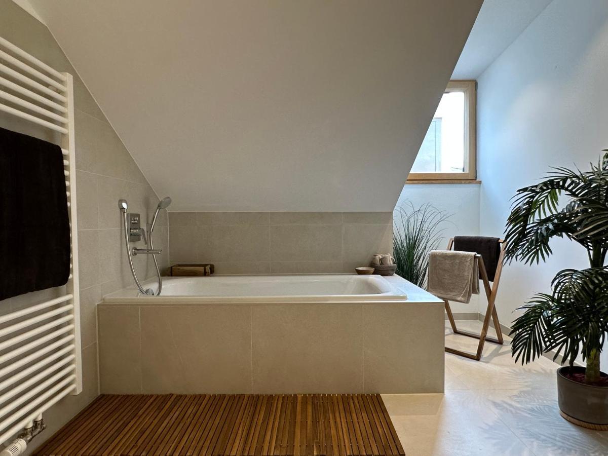 Truly - Direkt Am Rathausplatz, Dachterrasse Mit Blick Auf Perlachturm, Garage, Fahrstuhl اوغسبورغ المظهر الخارجي الصورة